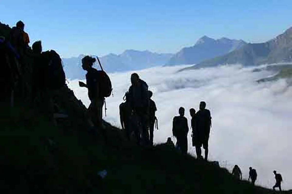 2-day snow trekking expedition ends