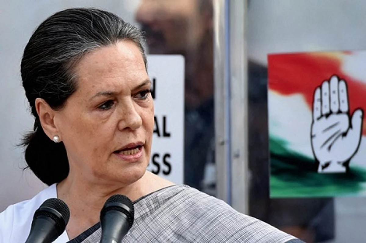 Sayeed’s death great loss to the nation: Sonia