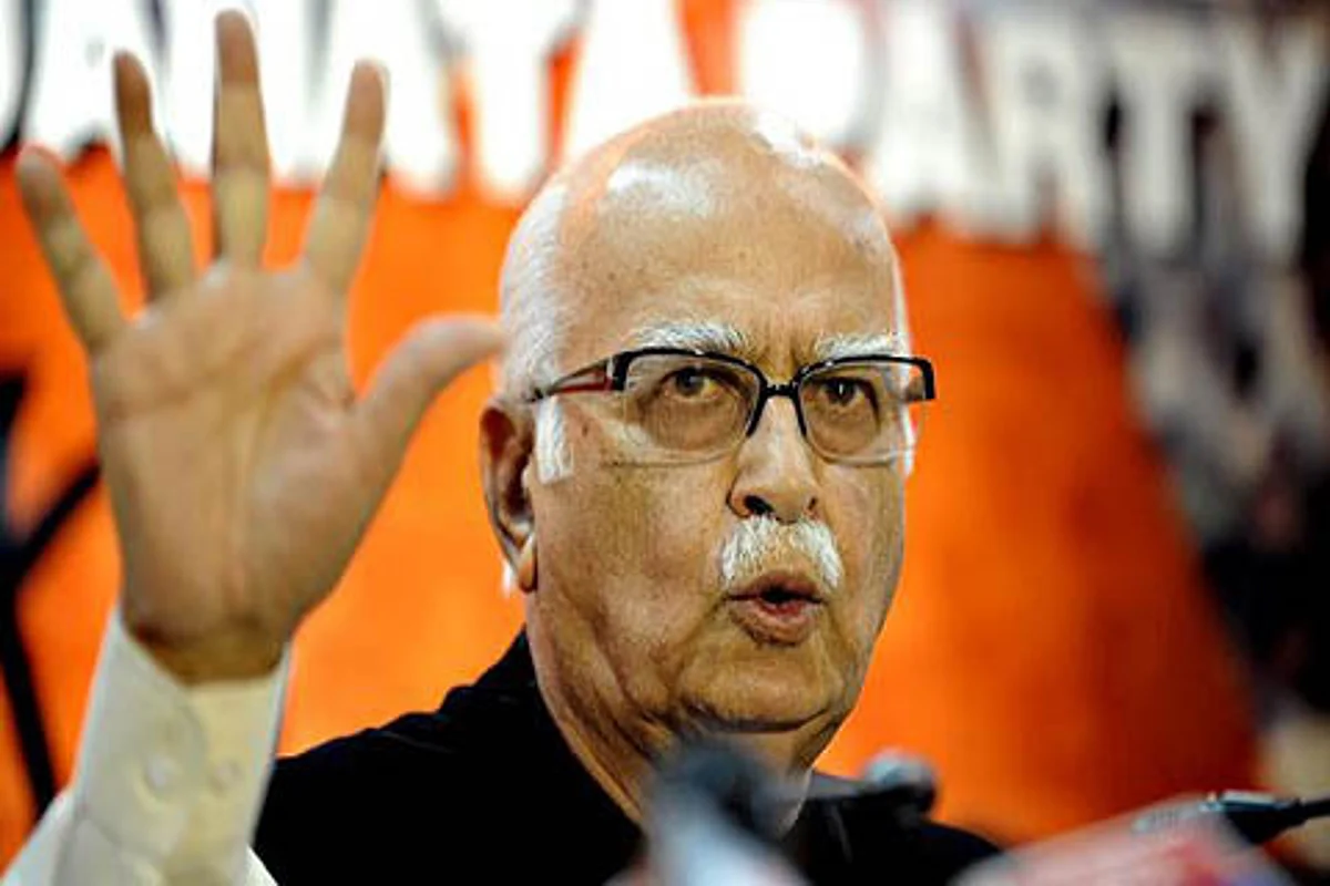 Mufti favoured talks to resolve Kashmir problem: Advani