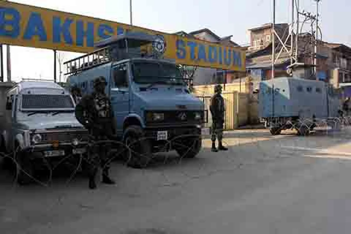 Ahead of Jan 26, police intensifies surveillance, frisking across Kashmir