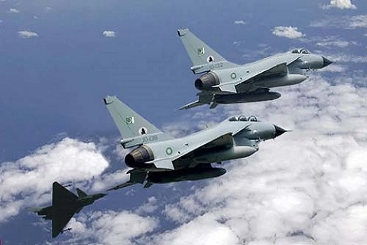 Eight militants killed in Pakistan military airstrike