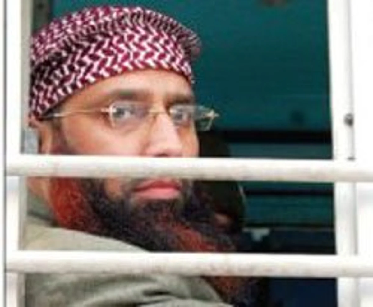 Dr Qasim for promotion of Urdu