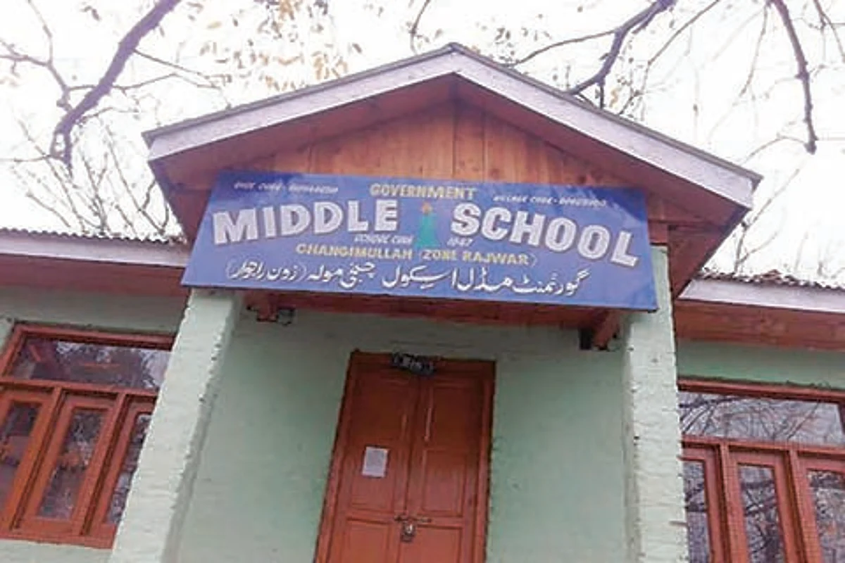 Bandipora school shuts on first day after winter break