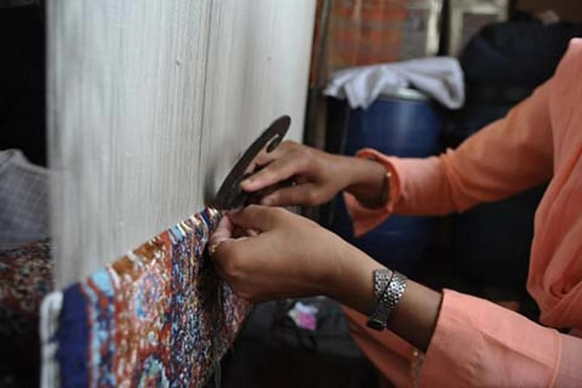 Courtesy Govt policy: Poor artisans face huge bank liabilities