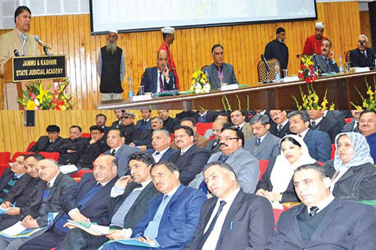 JK judges call for speedy justice delivery