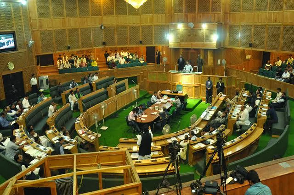 Minister shouts in House, leaves Govt red-faced