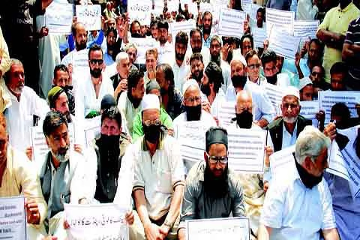 Police foil separatists’ joint protest rally at Lal Chowk