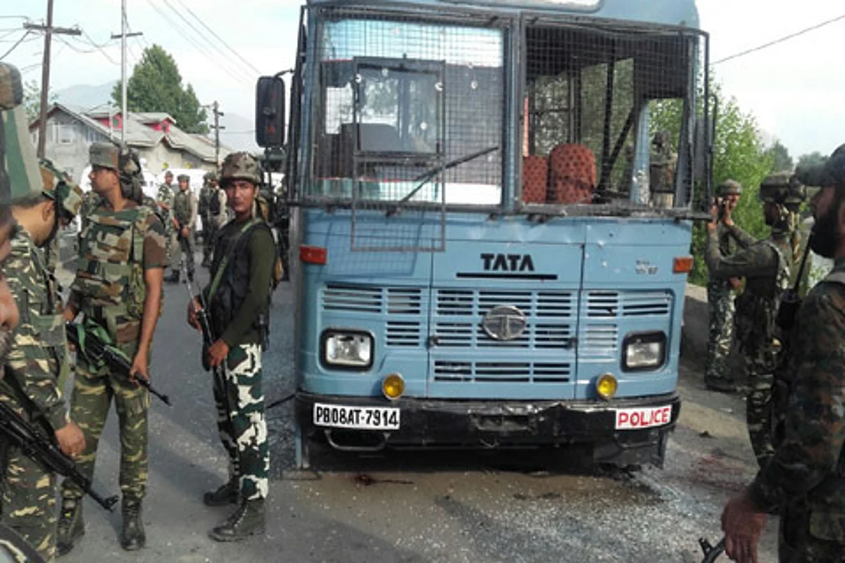 Pampore attack: Two militants killed, 7 CRPF men injured, two critical