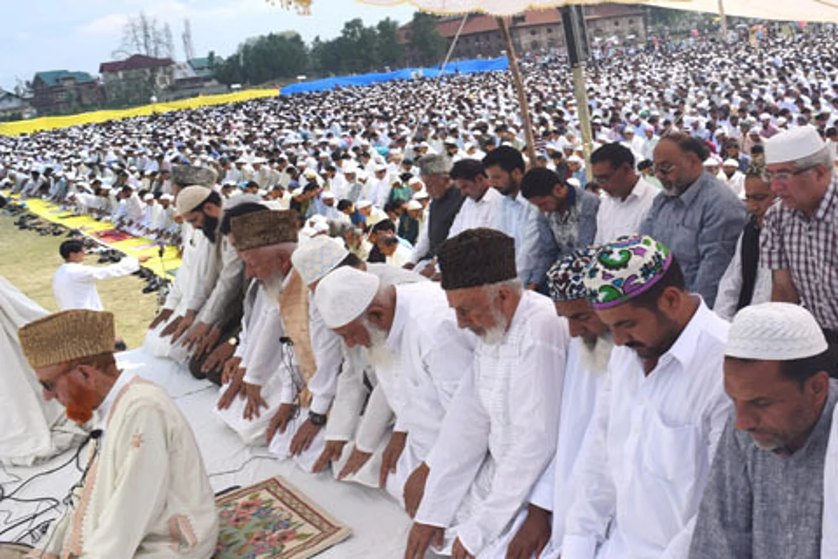 Congregational Eid prayers to be offered at Eidgah at 9 am