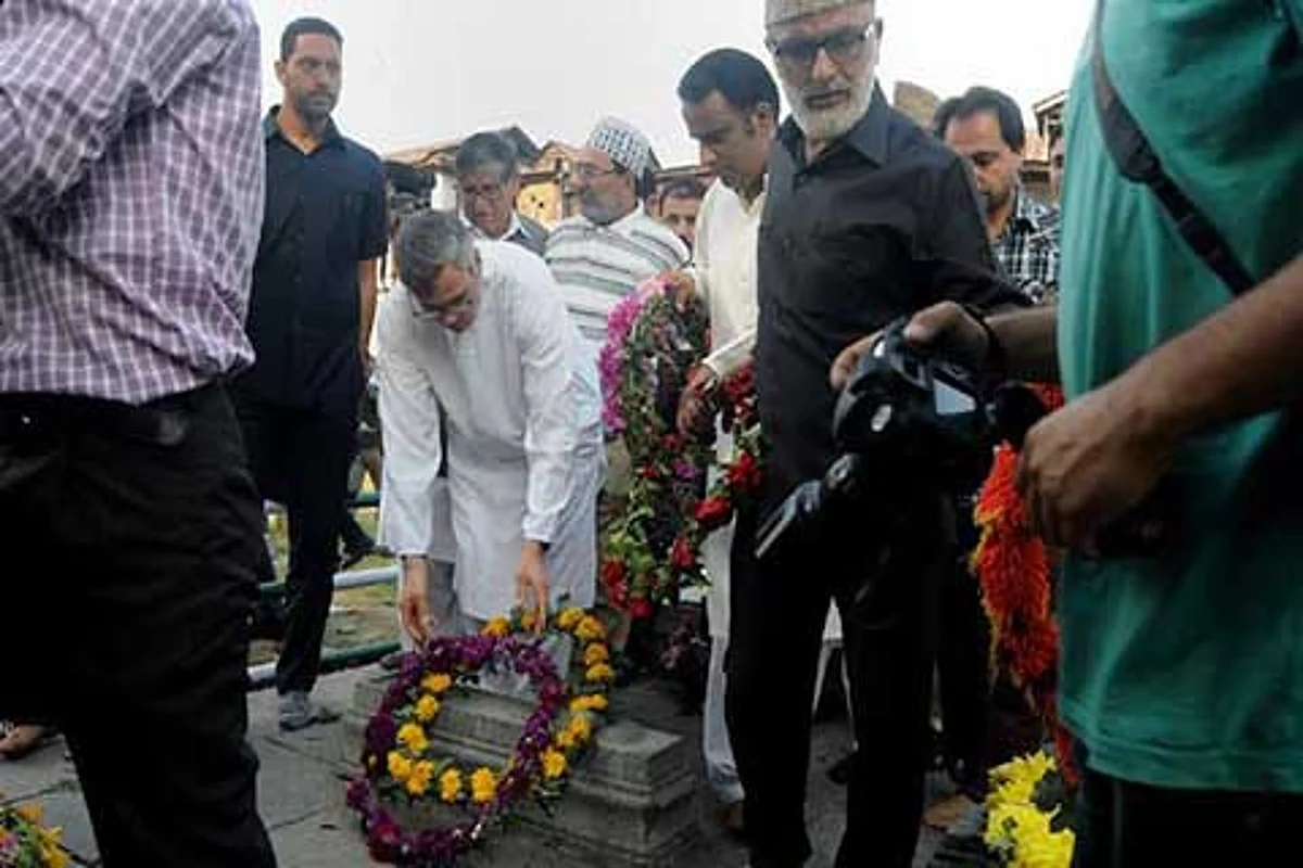 Omar slams Mehbooba over ‘deteriorating’ situation