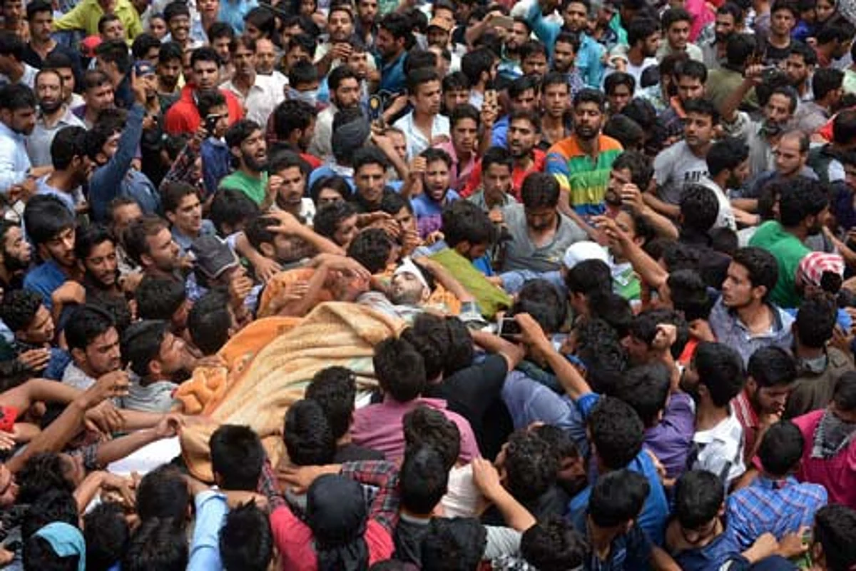 Kashmir unrest: Pakistan to observe July 19 as black day