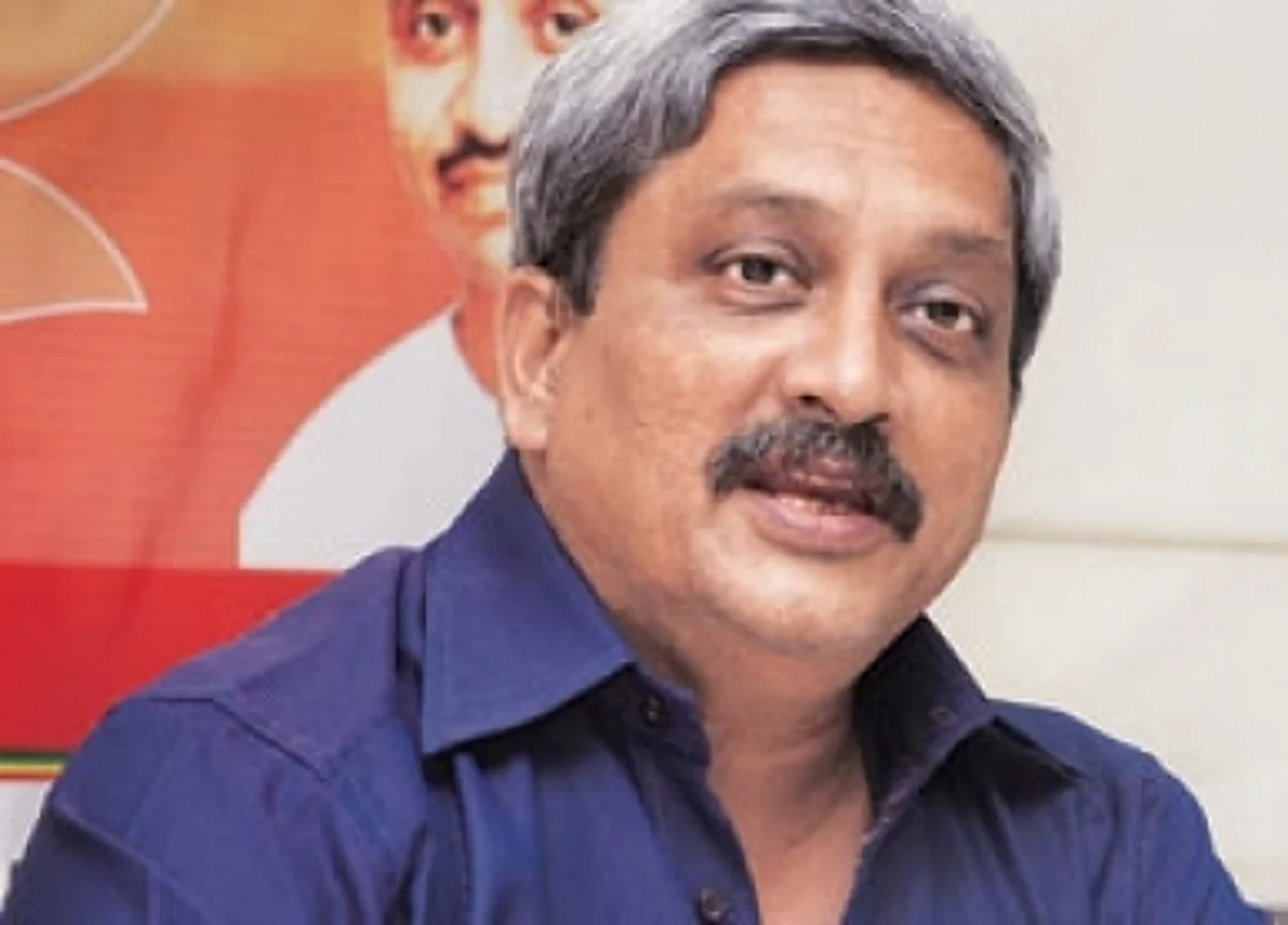 Army has to fire, can”t use lathi: Parrikar