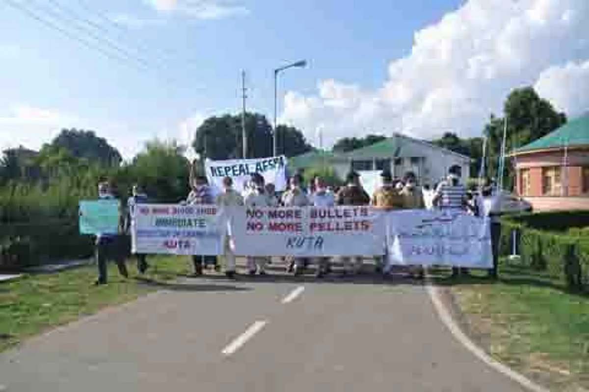 KUTA protests civilian killings, calls for resolution of Kashmir issue