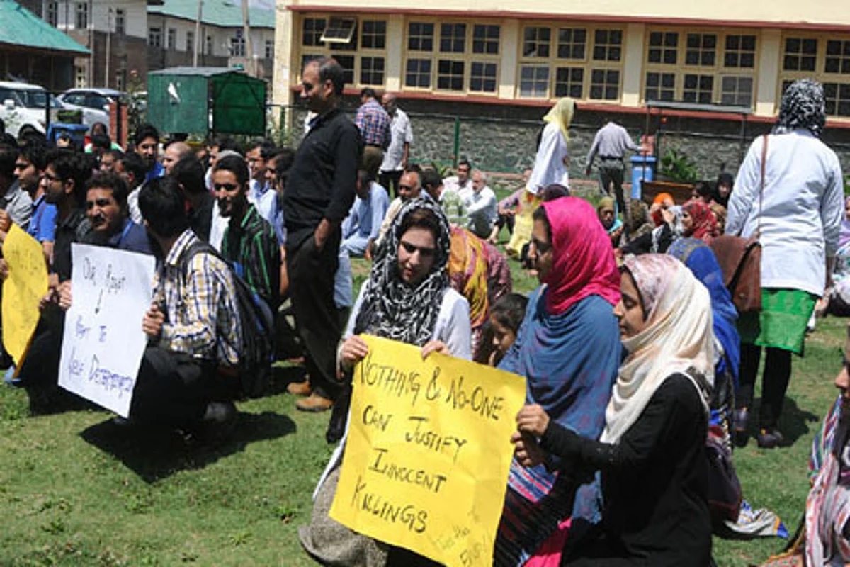 Kashmir unrest: Doctors to send memo to int’l health organizations