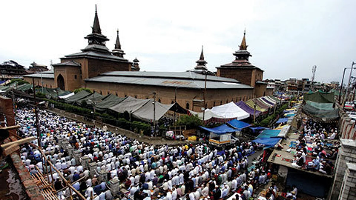 Allah is one, standard religion is one
