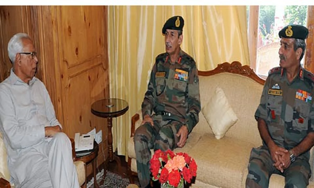 Northern Army Commander meets Governor