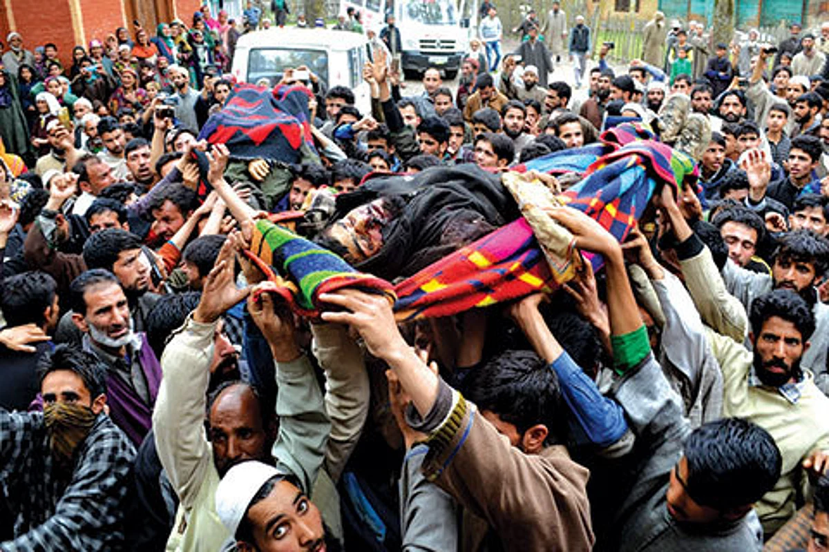 Dance of death seems to have no end in Kashmir: Hurriyat (G)