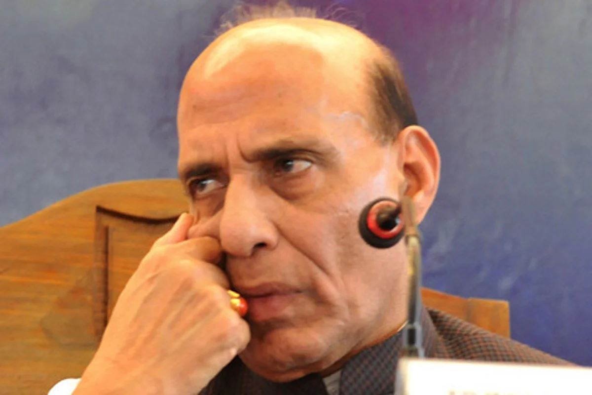 Rajnath reviews security situation in Kashmir