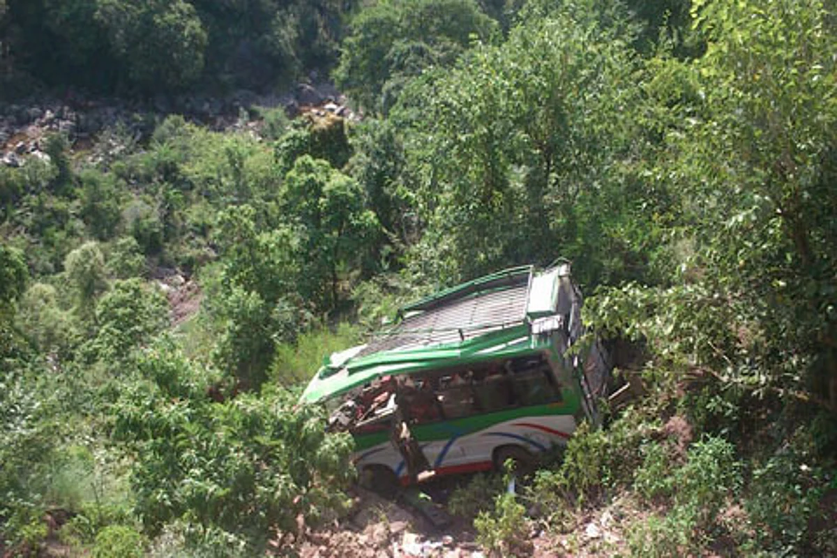 School students among 4 killed, 35 injured in Udhampur road accident
