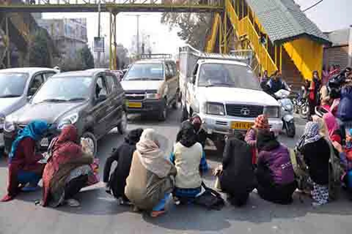 Students protest ‘closure’ of Scooty Finance Scheme