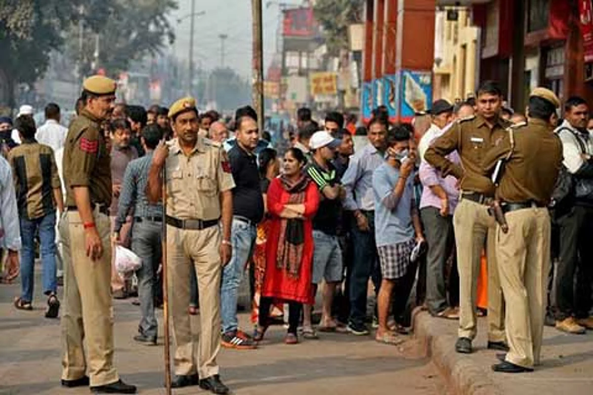 Demonetization Aftermath: Cashless India continues to suffer despite PM’s assurance