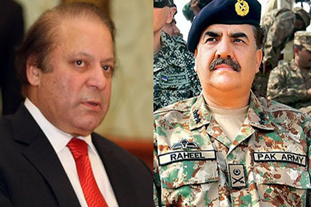 Pakistan PM, Army Chief inspect military exercises near India border