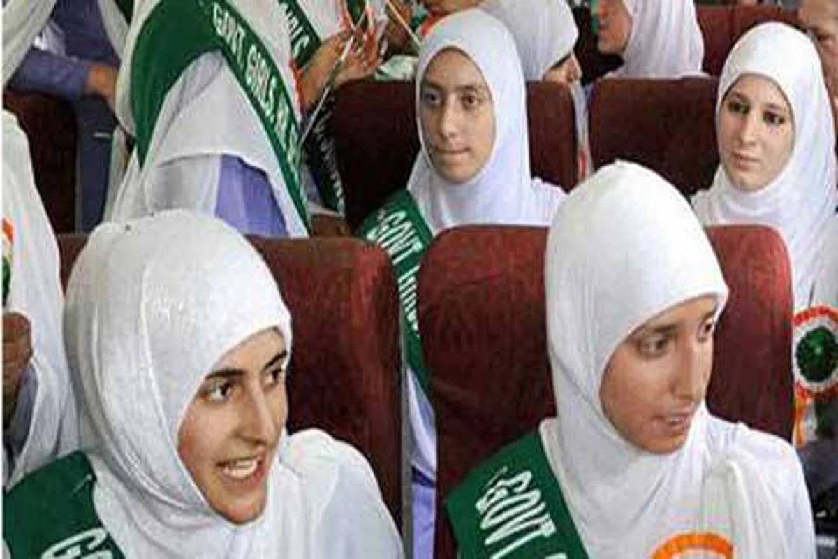 Kashmir: Govt announces mass promotion for classes nursery to 9th and 11th