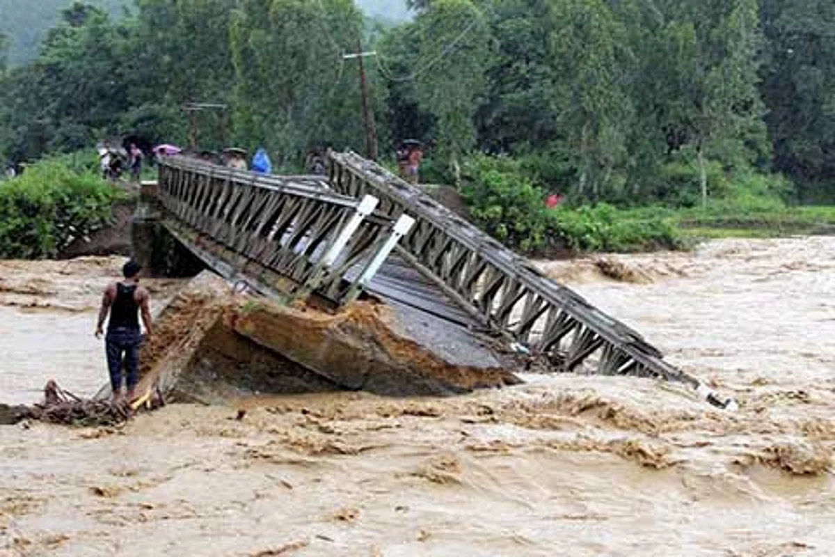 Government begins implementation of 1600 crore flood reconstruction programme