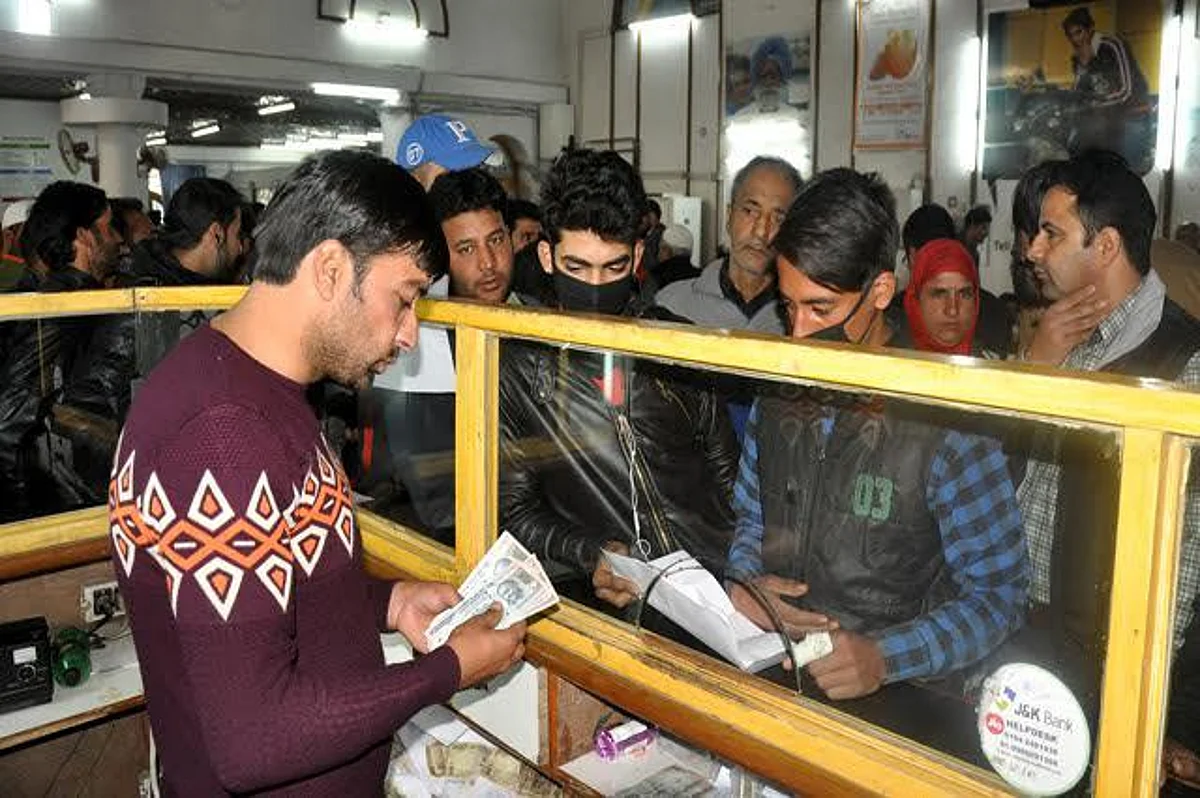 Demonetisation in light and shade