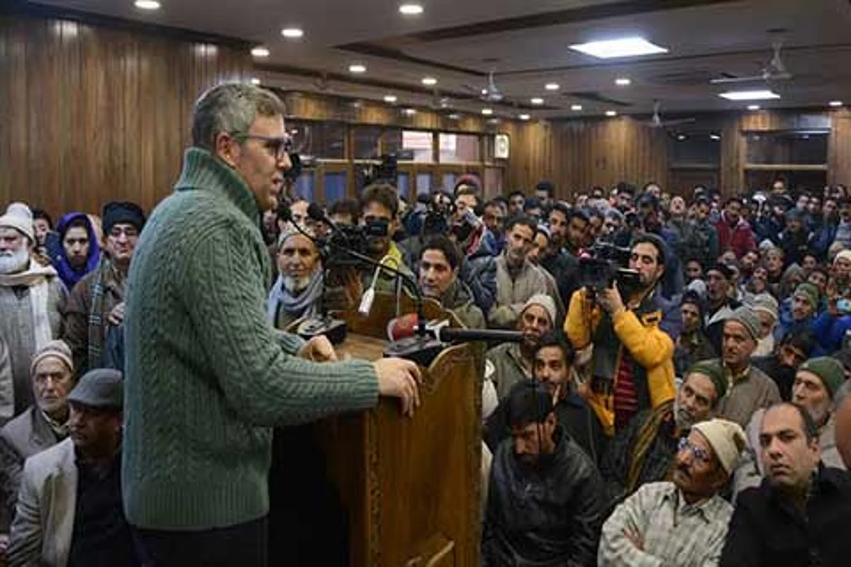 Accept responsibility for civilian killings: Omar tells Mehbooba