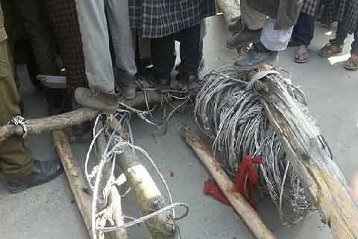 Worn out power lines pose risk to Jogi Lanker residents