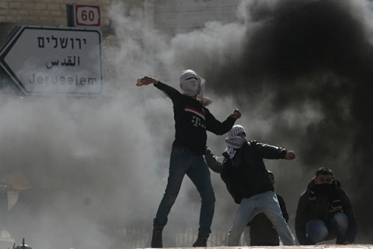 Palestinian shot dead by Israeli soldiers near Ramallah