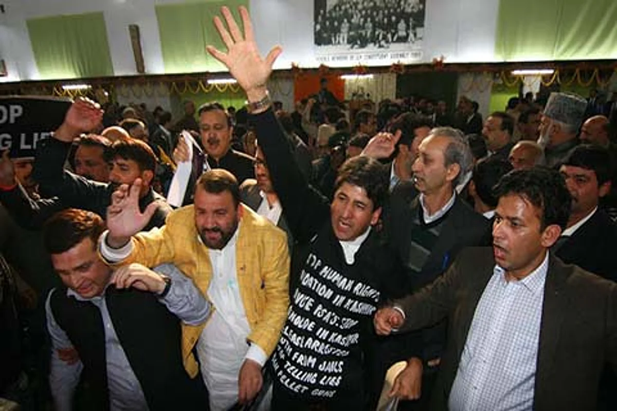 Opposition disrupts proceedings in LC
