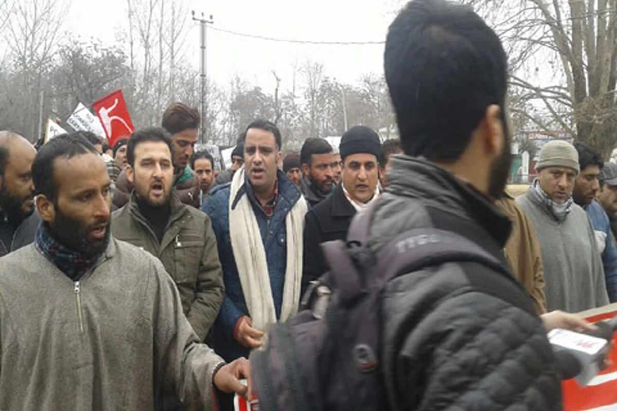 NC holds protest against “domicile certificates” to WP refugees in Sumbal