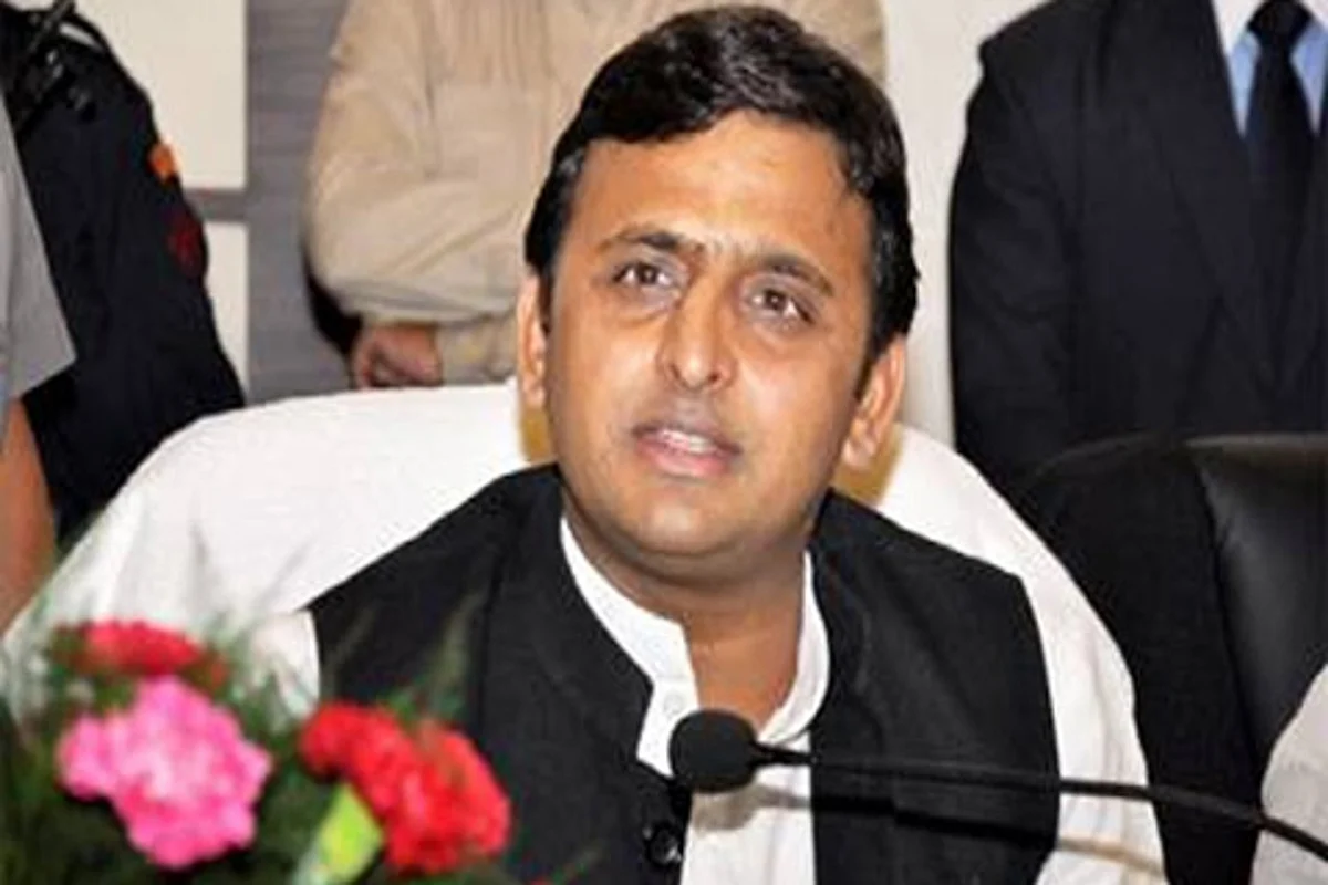 Shivpal, Akhilesh meet, compromise formula likely