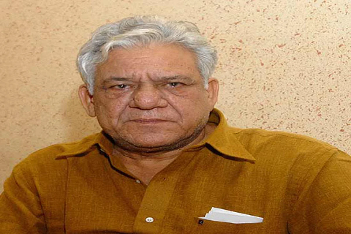 Indians, Pakistanis in Toronto pay tributes to Om Puri