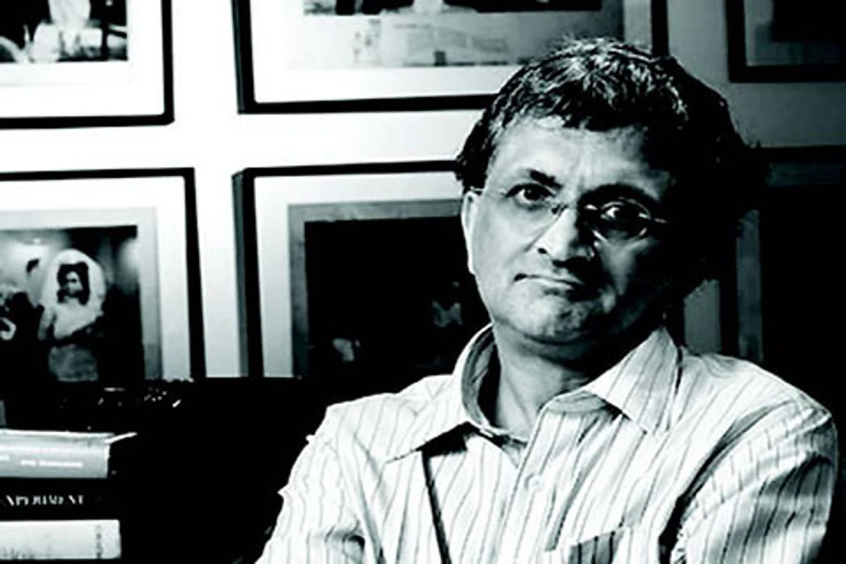 India’s survival as united country a miracle: Ramachandra Guha