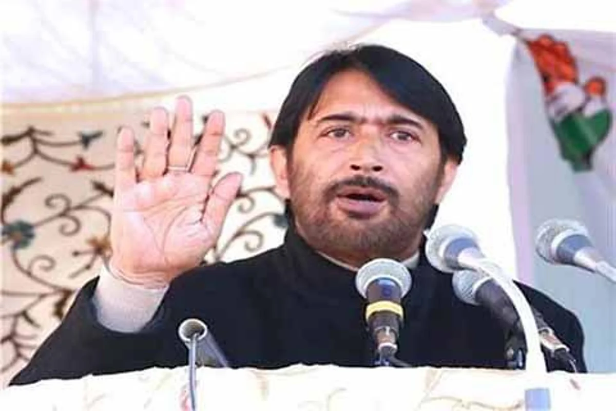 Govt still missing on ground: G A Mir