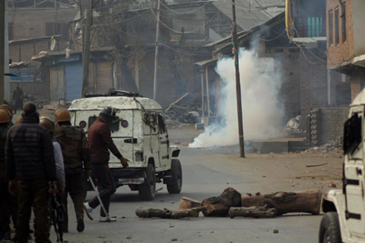 2580 CRPF men injured in Kashmir after killing of Burhan Wani