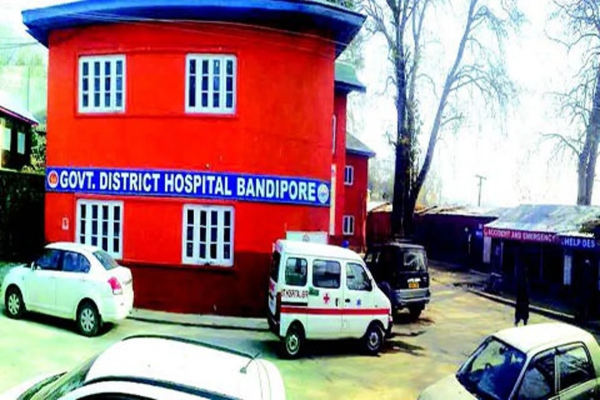 ‘In the name of salary, officials loot DH Bandipora’