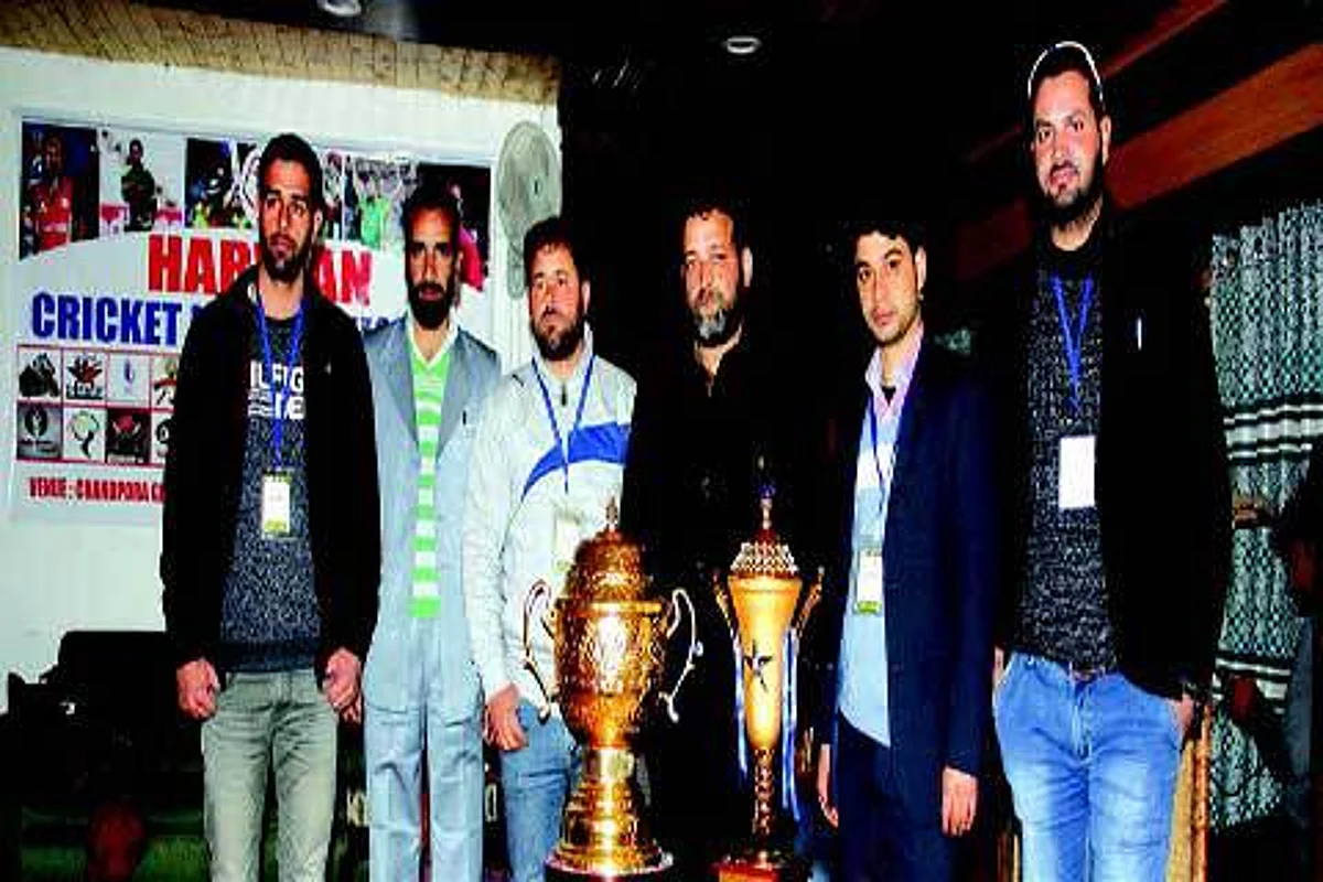 Harwan cricket league player’s auction held