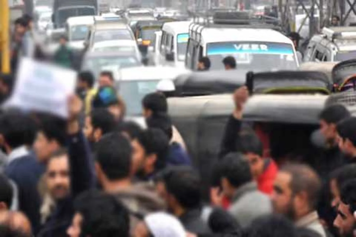 Protests over water shortage leads to traffic jams