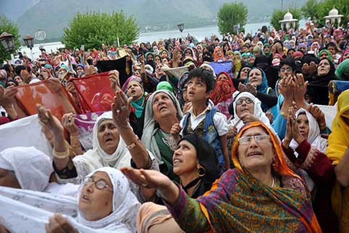 Meraj-ul-Alam celebrated with religious fervour