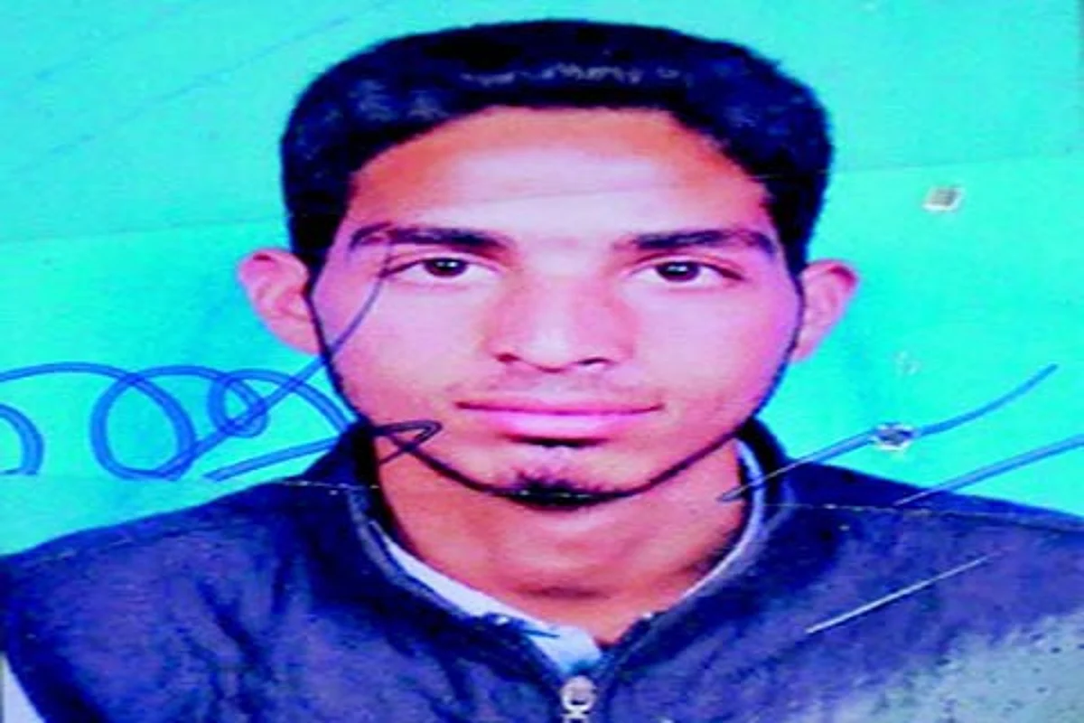 Budgam Killings: Cancer survivor father seeks justice for 16-yr old son