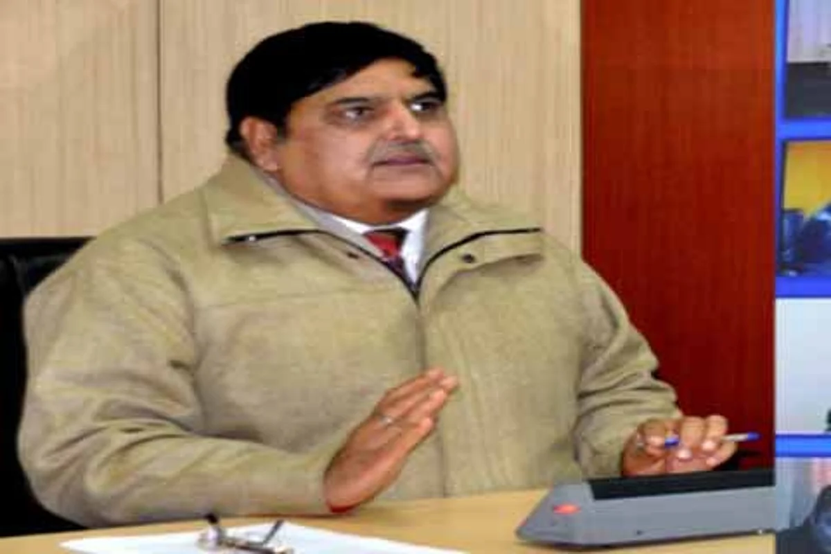Patwar Association felicitates CS Vyas