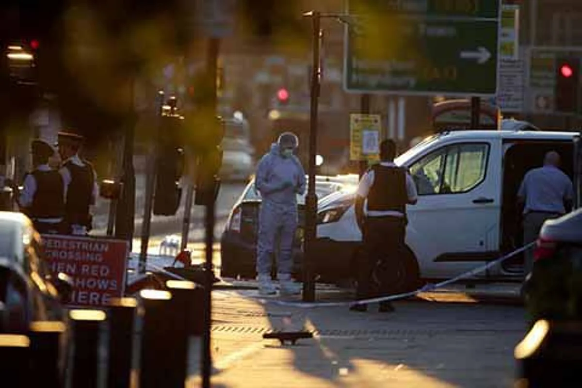 Terror attack near London mosque kills one, wounds 10