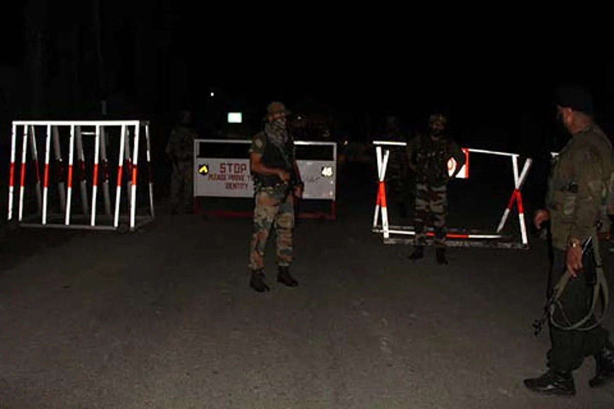 Civilian injured as forces open fire in Pulwama