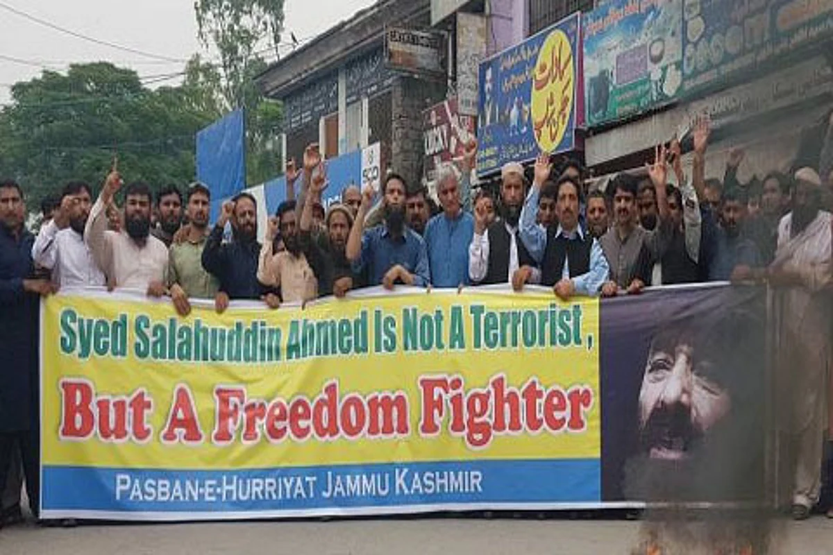 Hundreds rally in PaK-administered Kashmir capital against US action on Hizb Chief Salahuddin