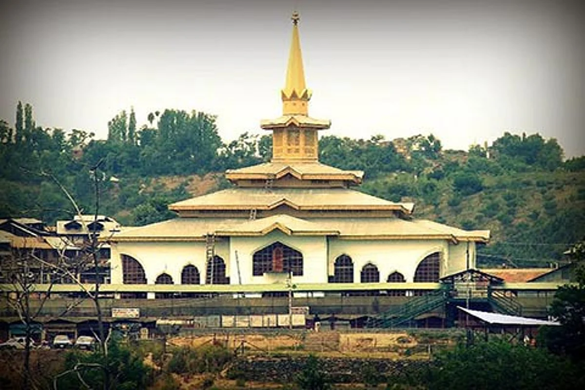Translating the patron saint of Kashmir