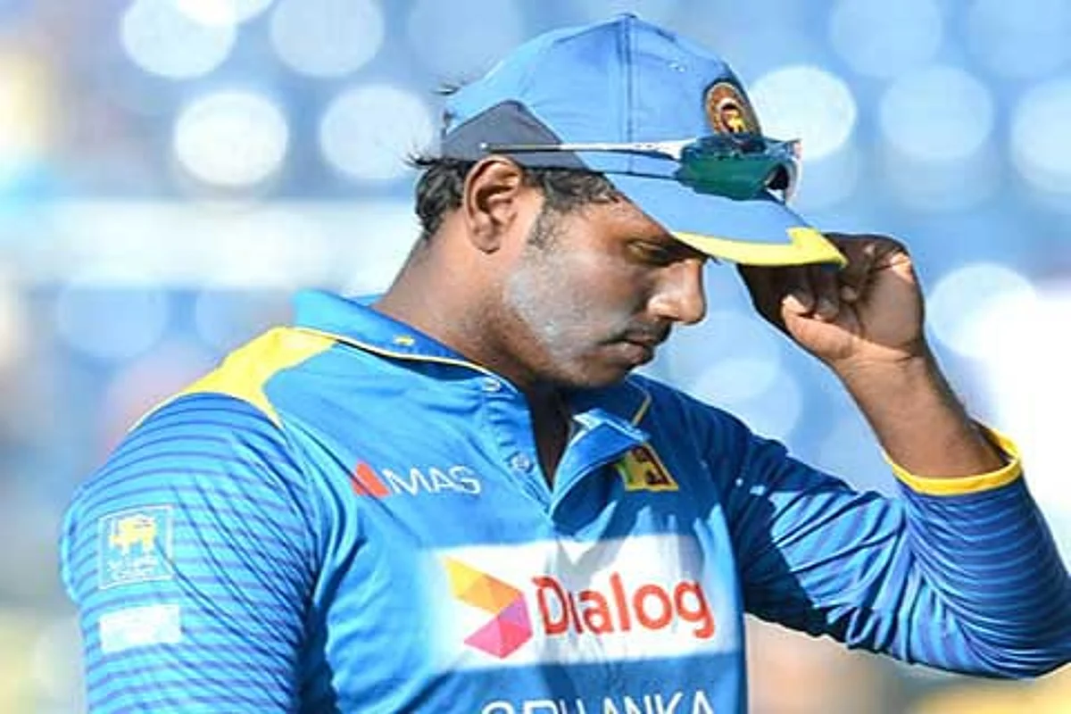 Mathews, three banned cricketers not in SLC's contracted list